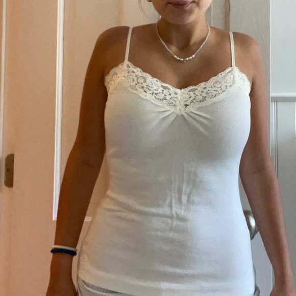 Vintage white lace tank - Picture 4 of 4